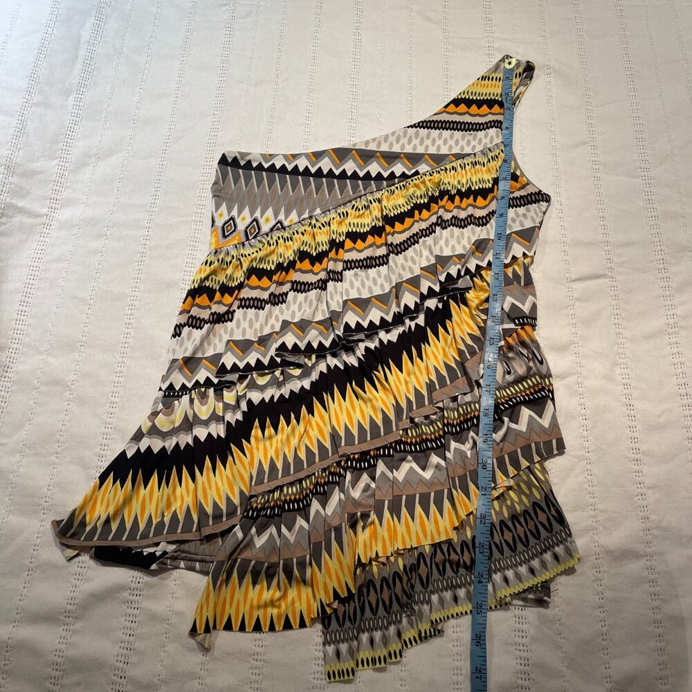 One shoulder layered top size L yellow orange black white from Italy - Picture 7 of 8